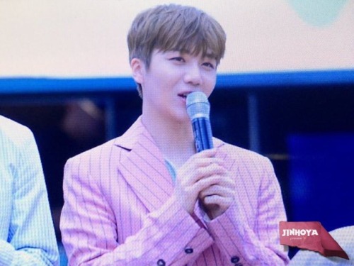 fy-jojinho:  170617 preview mini fanmeeting© 진호야   | do not edit