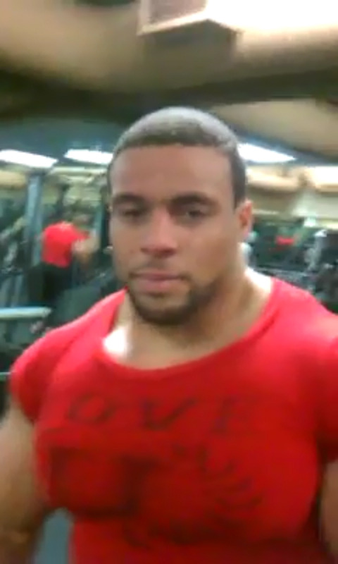 biglars21: drwannabe:  bast10n:  Jovann Rushing  AKA Yohon  look at that chest  ​Jovann