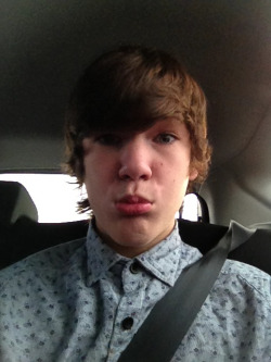 On my way to go watch Chelsea play stoke, getting my pout on