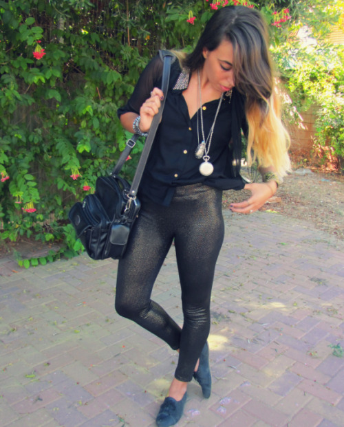 27082012 (by May Levy)www.myfworld.com/Fashionmylegs- Daily fashion from around the webSubmit
