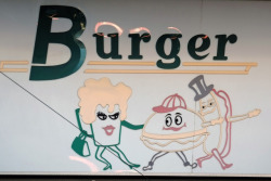 scavengedluxury:  This slightly unsettling fast-food  passeggiata  features on the sign of a burger and waffle joint in Sorrento. November 2015. 