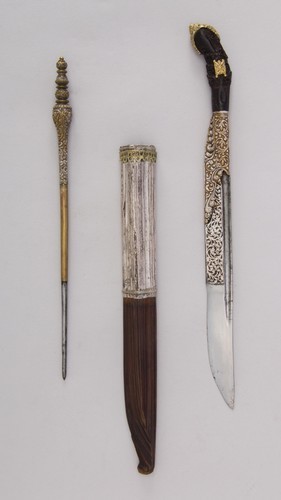 met-armsarmor:Dagger (Piha Kaetta) with Stylus and Sheath, Metropolitan Museum of Art: Arms and Armo