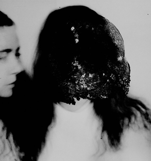 elle-le-sait:  Aari And Me