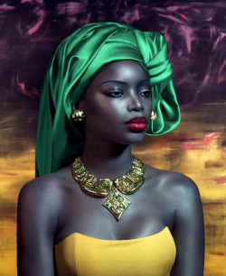 divinebeauties: ‘The Female Gaze’ Maria
