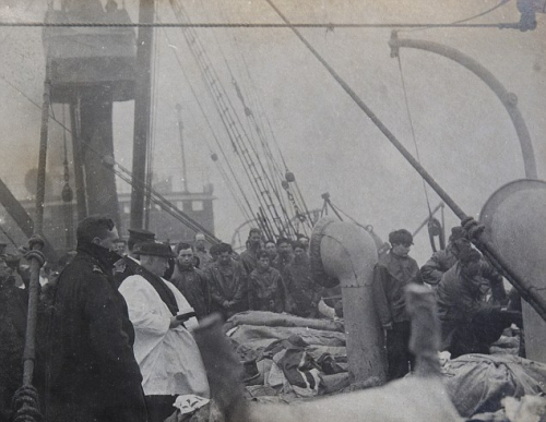 Rare photo taken on board Mackay Bennett in 1912 will be auctioned off next month in Devizes, W