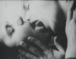 qpulm:  Kiss (Andy Warhol, 1963)