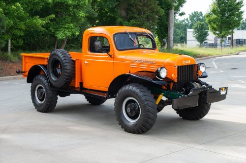 taylormademadman:1968 Dodge Power Wagon WM300