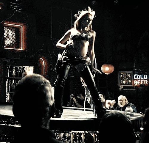 theculture: Jessica Alba as ‘Nancy Callahan’ in Sin City (2005) dir. Robert Rodriguez, Frank Miller 