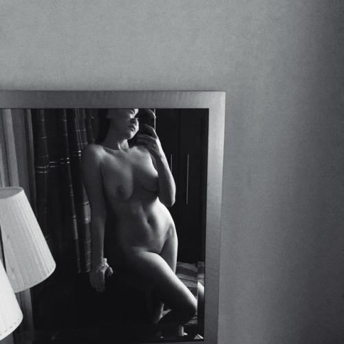 katevictoriax:  Anxious hotel nudes adult photos