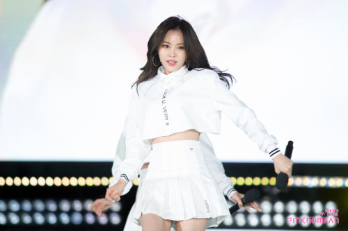 Son Na Eun (A Pink) - Jeju K-Pop Festival Pics