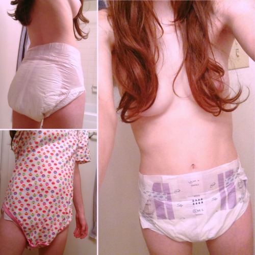 littlegirl-ddlg:  me in diaperssss! ☺️ 