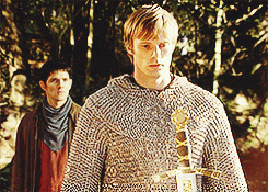 cainesorenkingofthefayz:  this is my new favourite gif set 
