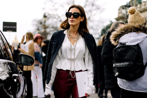 thetrendytale: streets-couture: Street Style  MORE FASHION AND STREET STYLE