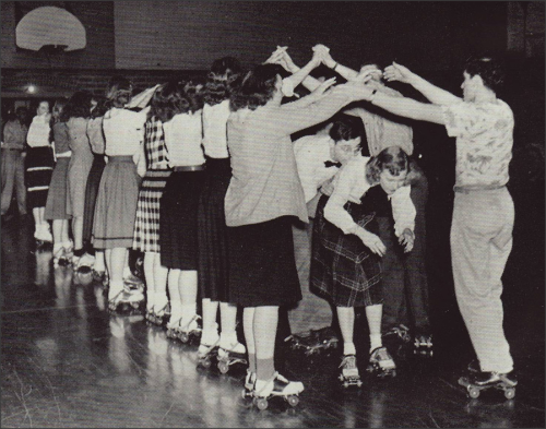 RollerskatingRollerskating on a Saturday night was a popular pastime in the 1940s via
