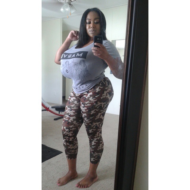 "VOLUPTUOUS WOMEN OF TUMBLR"