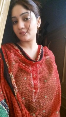 indian4371:  fuckmydesiwife:  Hot sexy Pakistani wife   Hot one…