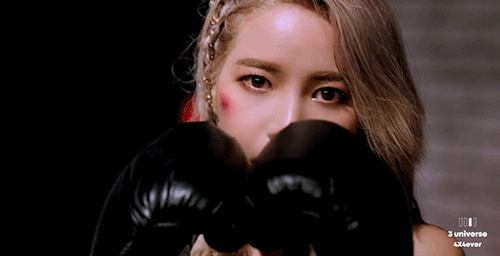 byulyi: 솔라 - the boxer