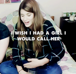 attackoneyebrows:  elise bauman everybody