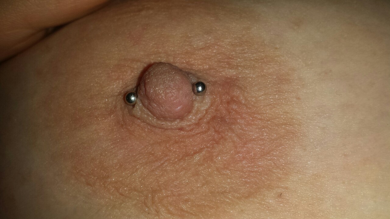 blackmetalslavegirl:  I’ve been so busy lately, again. I even forget to take photos.
