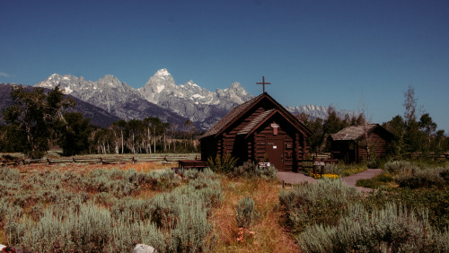 wild-west-wind:Old buildings in Grand Teton National Park that I looked slightly to the left of.