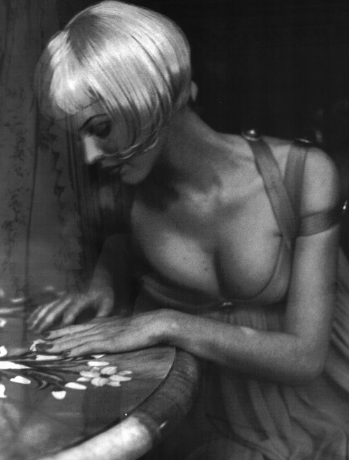 laviearose:  laviearose vogue italia 1993 