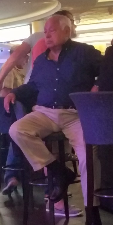 gerontelvr1: Hot daddy!