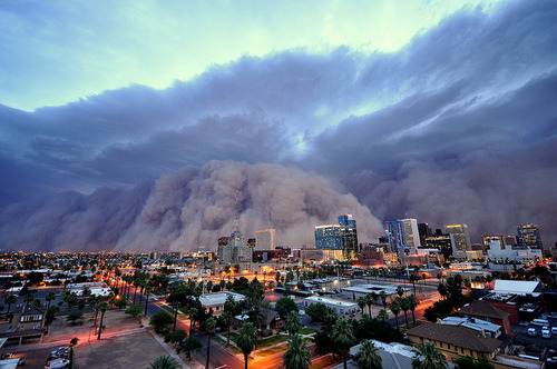 Phoenix Dust Storm, Arizona, USA (by daniel_bryant).