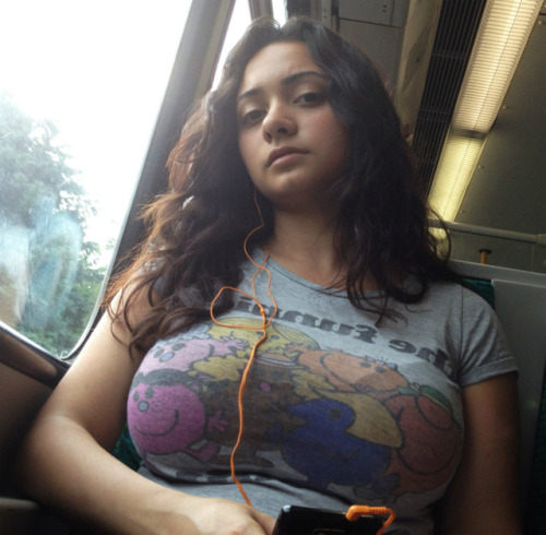 boobstitsperfectbodies: Busty and slim candid amateur with big naturals in a t-shirt nn