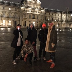 lifewithuzi:  🇫🇷🔥✨🍟 (at Paris, France)