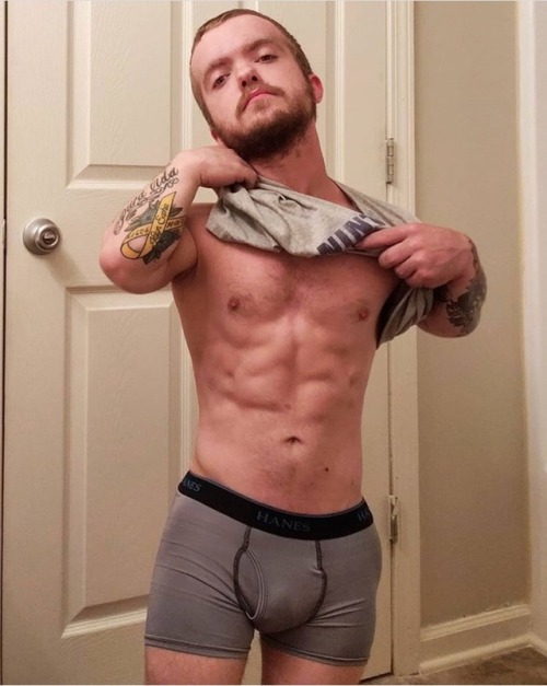 atomicthingartisanbiscuit: hotdwarfs:ʜ ᴏ ᴛ D ᴡ ᴀ ʀ ғ s very hot yummy kik mafl1234 So sexy
