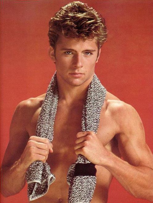 frankiethebaron:  in love with Maxwell’s hair  the Cool Rider (i prefer Grease