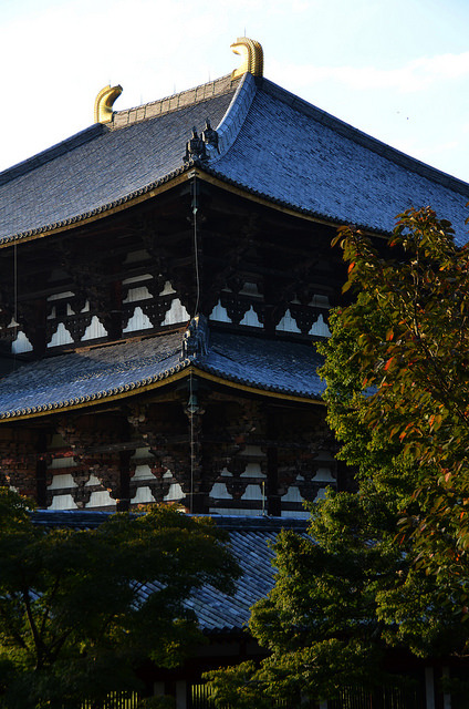 Tōdai-ji 2 by pokoroto on Flickr.