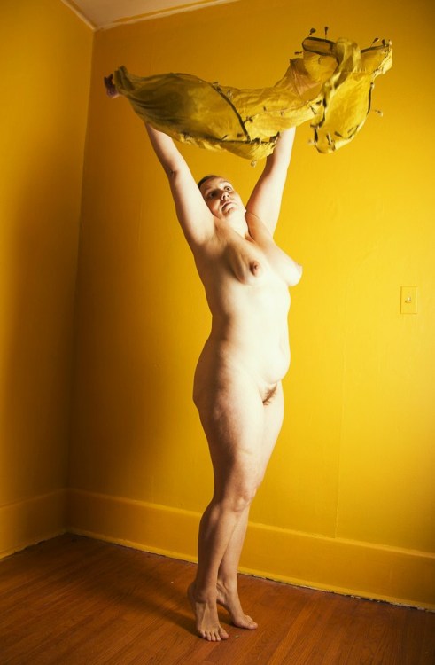 dregyn:  another all yellow kevincanada studio set with 08photog photographer:  Ian Hoare 