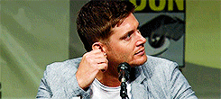 wintxersoldier:  Get to know me meme ☼ [4/5] current celebrity crushes:  Jensen