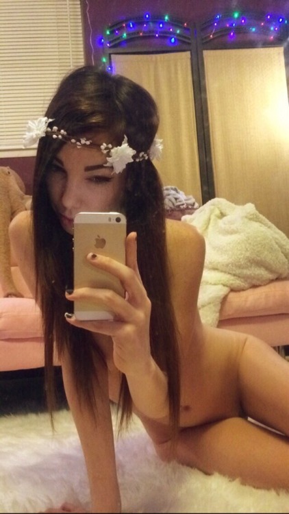 i-heart-tiny-girls: Holy Fuckballs - Hot Amateur TeenPosted via i-heart-tiny-girls.tumblr.com