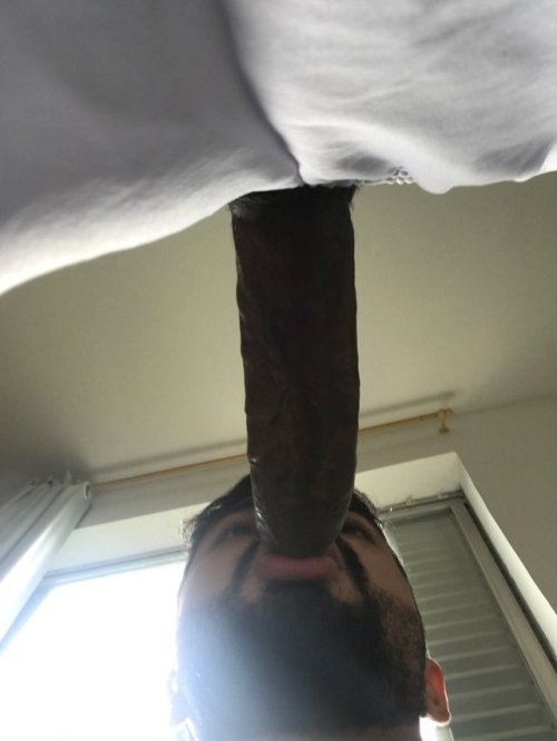 XXX colossal-blowjobs:  @gpmarcosgoiano sucking  photo