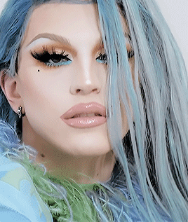 ageofneedles:  x  FUCK I LOVE AQUARIA