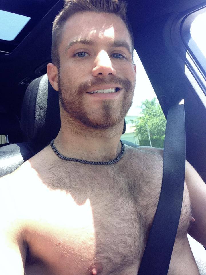 pajas-mentales:  woof woof