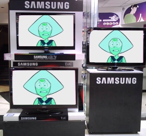 ruki-32:  ednflowers:  Peridot in international TV!!!  내티비에도 나왔으면ㄴ좋겠다