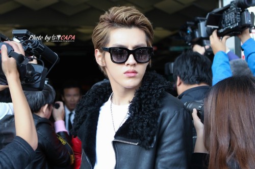 fyifan: 台灣capa • do not edit (1, 2)
