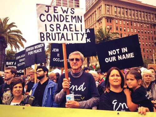 luftmensche:“Not in my name”Jews at the protest in San Francisco condemning Israeli mili