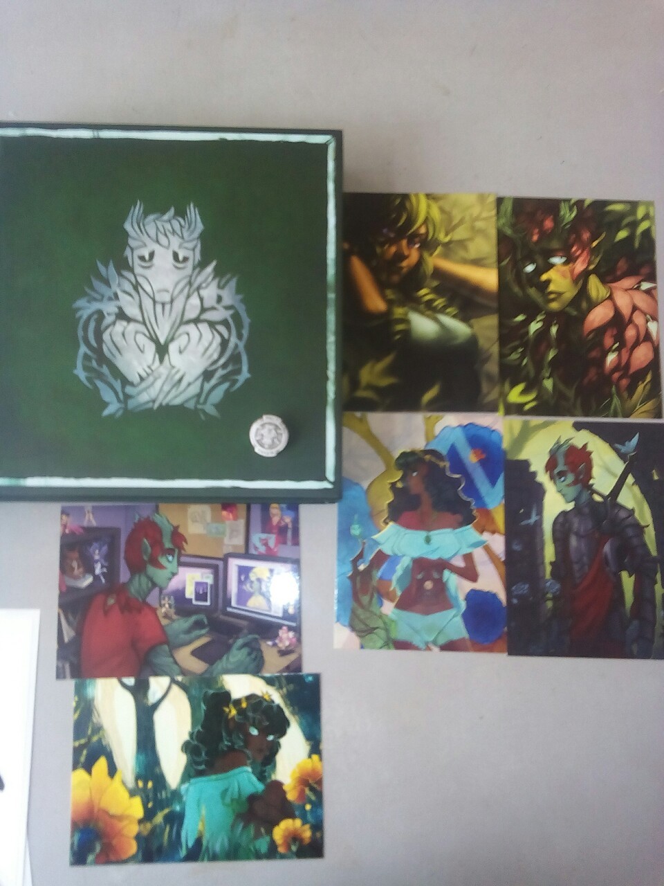 nerdyperidot:  I GOT MY KICKSTARTER STUFF!!!! IM SCREAMING ITS ALL SO BEAUTIFUL!!