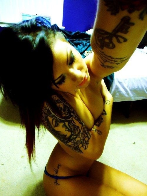 dont-forget-about-inked-girls:  More here Dont Forget About Inked Girls