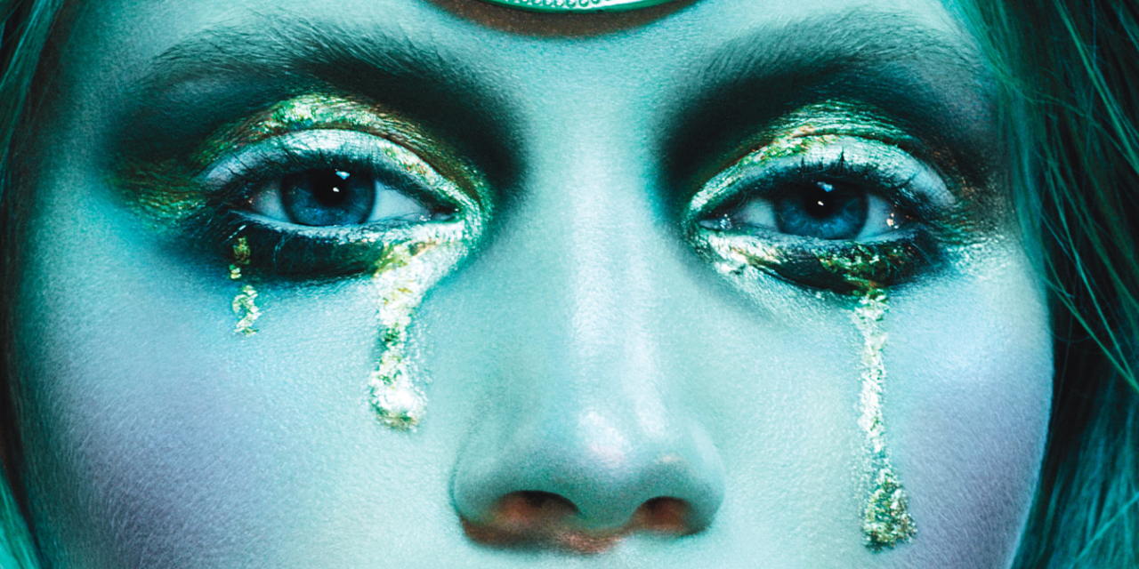 florenceofalabia:  bedpartymakeover:  aragima:  versaceslut:   Eyes by Pat McGrath