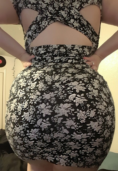 sandyxrated:  I want to wear this dress again.. adult photos