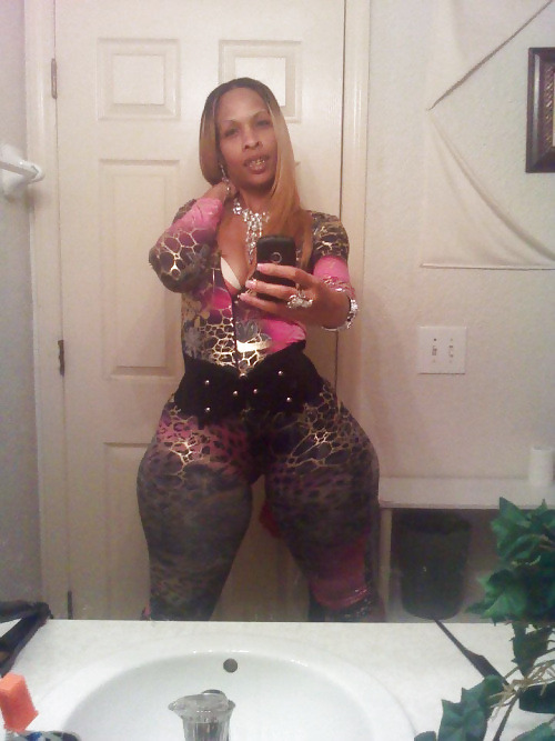 widehips-phatass:#widehips