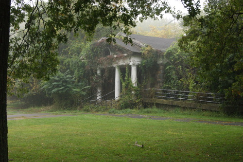 abandoned ny