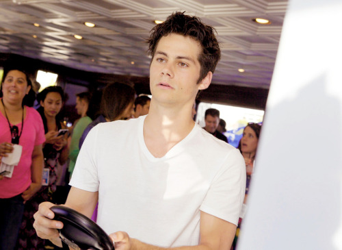 everthing-about-dylan-obrien:  eeeeek its Dylan