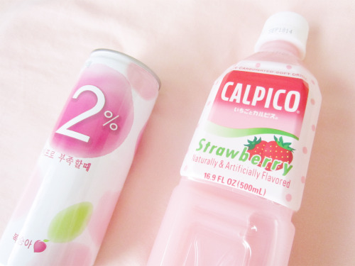 strawberrysandwich: molangg: bought some cute drinks today