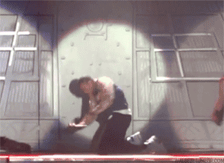bmoneyworld:  belovedbreezy: He could perform for me any day! 